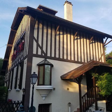 Villa Normandy Gagny Экстерьер фото